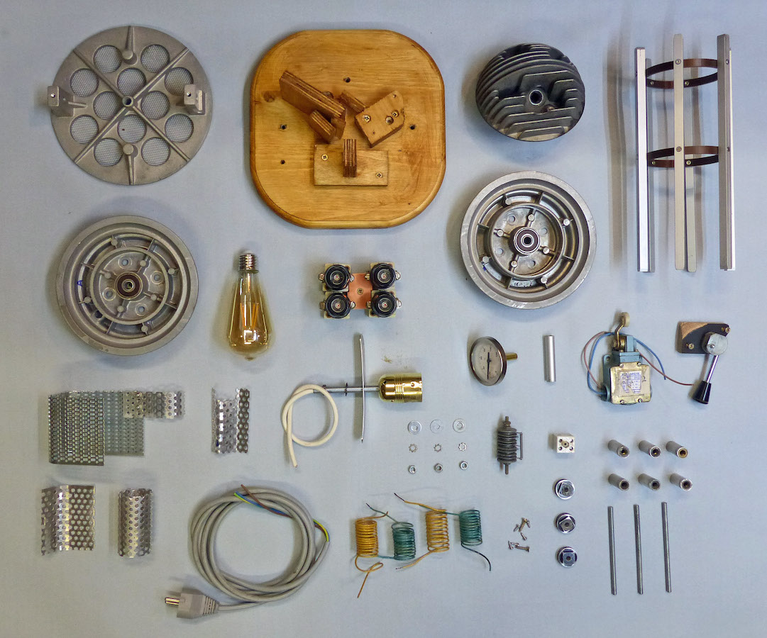 Steampunk Lamp 47 parts.jpg